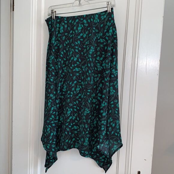 Nwot Who What Wear green/black asymmetrical skirt - Picture 4 of 6